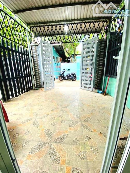 BÁN NHÀ 1 TRỆT 1  LẦU - 82M2 - HXH NGUYỄN THÁI HỌC, P. DĨ AN, TP.HCM -Chỉ 4 Tỷ 3 - 2
