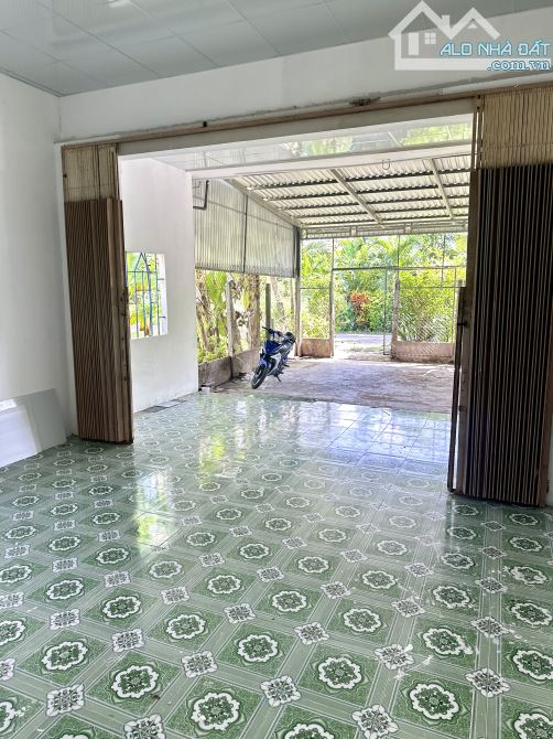 Nhà mới full thổ cư 150m2, lộ nhựa.  Dọn vào ở liền. - 2