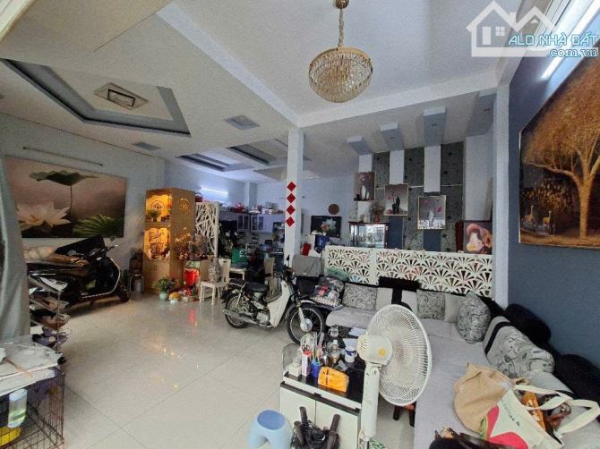 BÁN MTKD SẦM UẤT, NGAY LUỸ BÁN BÍCH, KÊNH TÂN HOÁ - GẦN 180M2, NGANG 7M SỔ A4, 4 TẦNG - 2
