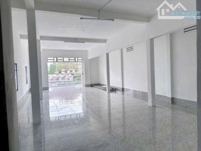 Cho thuê nhà 2 tầng góc 2 mặt tiền dtsd 211m² đường cmt8 cần thơ giá 26 triệu - 2