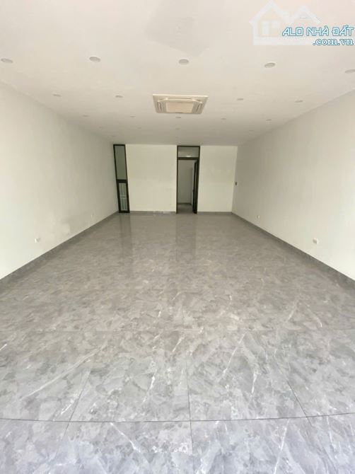 Cho thuê nhà DV Mỗ Lao - Nguyễn Văn lộc. DT 53m2, 7 tầng, thang máy, điều hòa âm trần - 2