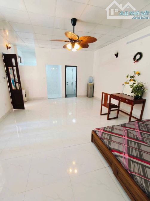 MẶT NGÕ 42 SÀI ĐỒNG_VỊ TRÍ CỰC KỲ ĐẸP_KHU VỰC KINH DOANH ĐỈNH NÓC KỊCH TRẦN. - 2