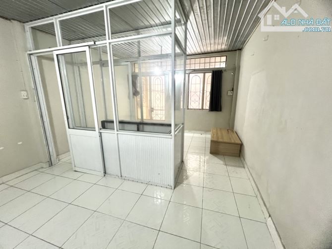 Bán nhà gần HXH Lê Trực P7 Bình Thạnh 2 tầng 32m2 chỉ hơn 4 tỷ - 2