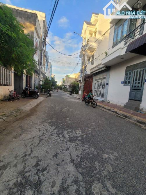 BÁN NHÀ 2 MẶT TIỀN MỚI TÁI ĐỊNH CƯ ĐỒI 2 - BÌNH GIÃ - PHƯỜNG 10 - VŨNG TÀU - GIÁ 4,85 TỶ - 2