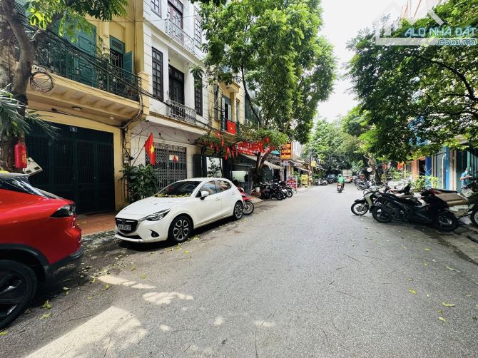 Bán đất mặt ngõ Kinh doanh đường Trung Kính - Sổ 76m2 - MT 4m - Cách phố 10M. - 2