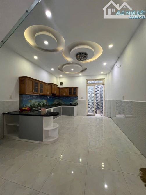 BÁN NHÀ MẶT TIỀN KINH DOANH CHO THUÊ 22tr/th TRẦN MINH QUYỀN - QUẬN 10 GIÁ 6tỷ490/ 70m2 - 2
