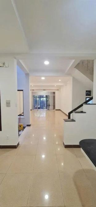 Bán nhà Đặng Dung 111.7m² 3 tầng – 22 tỷ – Nở hậu phong thủy, HĐ thuê 40tr/tháng - 2