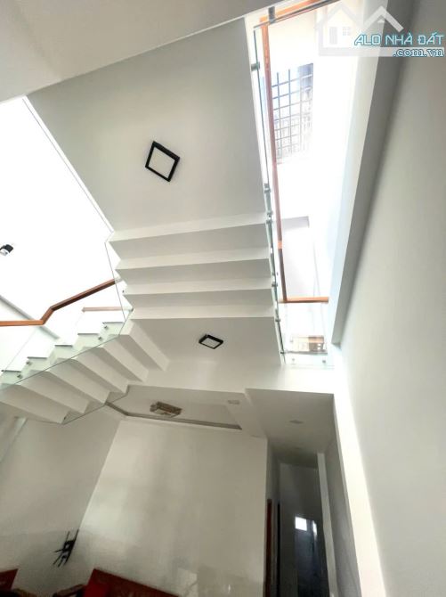 SIÊU PHẨM NHÀ 3 TẦNG ĐOÀN KHUÊ – ĐOẠN ĐƯỜNG HIẾM CÓ NHÀ BÁN CHỈ CÁCH VALI VÀO Ở - 2