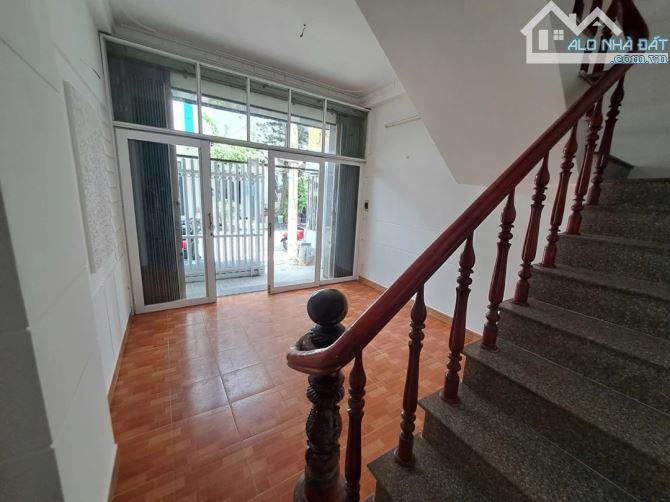 Bán nhà Sát biển Mỹ Khê - Đường Tô Hiến Thành Chỉ Nhỉnh 6t - 2