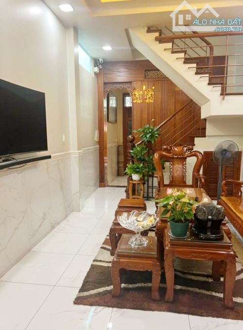 NHÀ 4 TẦNG HẺM XE HƠI THÔNG SÁT MẶT TIỀN LÊ TRỌNG TẤN (5X31) NỞ HẬU 12PN GIÁ 19.X TỶ - 2
