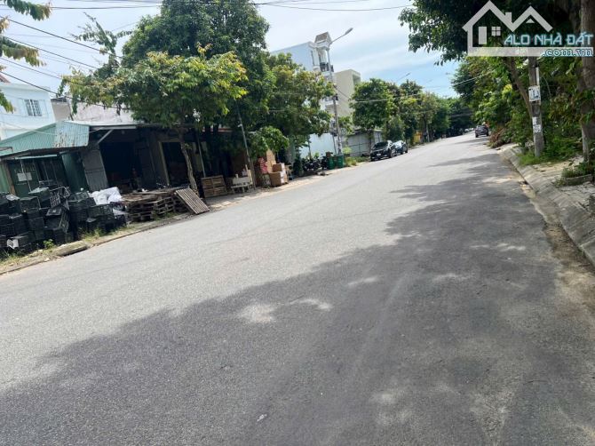 Mặt tiền Nguyễn Xí - Hoà Minh đường 10m5 giá bán nhanh - 2