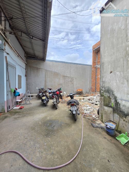 2,55Tỷ TL🔥Bán nhà 6x15m Cấp 4 Gác Lửng_Gần đường Từ Văn Phước 100m, p.An Phú, Tp.Thuận An - 2