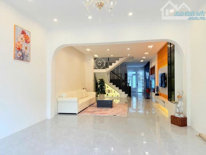 🌸 BÁN NHÀ 3 TẦNG THANH LƯƠNG – HÒA XUÂN | SANG – XỊN – MỊN, DỌN VÀO Ở NGAY! - 2