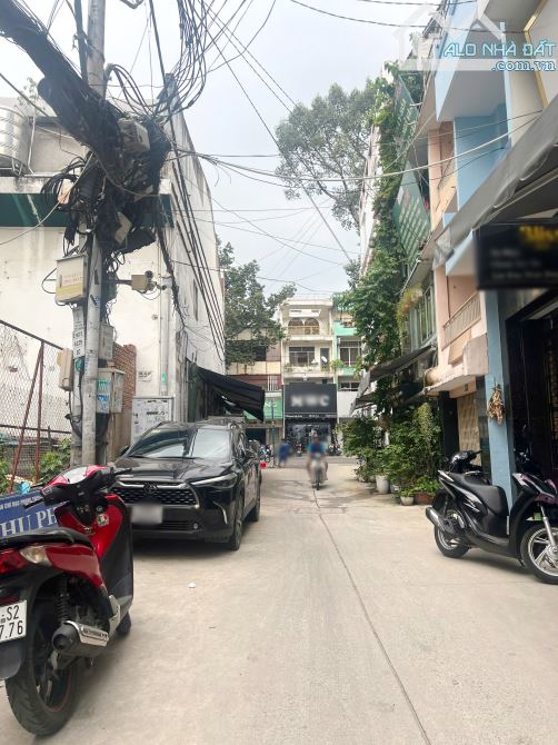 Nhà 3 tầng hẻm thông Nguyễn Trãi P2Q5. Giá 6.2 tỷ - 2