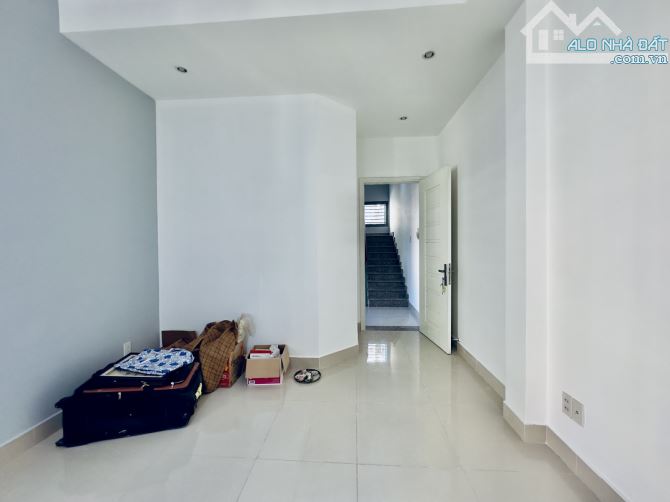 🚘📣-ĐẶNG VĂN NGỮ -HOÀNG DIỆU-PHÚ NHUẬN - HẺM XE HƠI - 4 TẦNG- 46M2 - NỞ HẬU - CHỈ 11,4 TỶ - 2