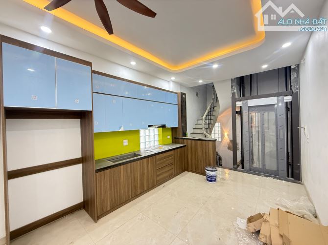 BÁN NHÀ TÂY SƠN - ĐỐNG ĐA: 45M², 6 TẦNG THANG MÁY, MT 4M - NỘI THẤT TIỀN TỶ Ở NGAY! - 2