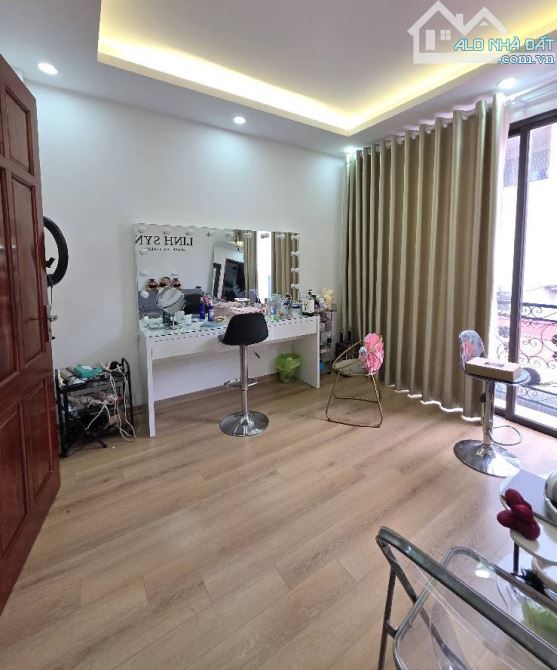 Một căn duy nhất siêu đẹp trung tâm Hà Đông, ô tô đỗ cửa- kinh doanh–chỉ hơn 6tỉ - 2