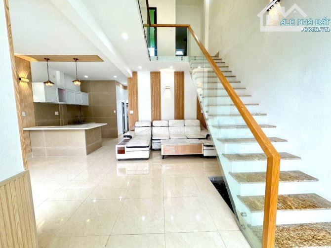 Bán nhà 1T1L, gần chợ Tân Vạn, DT 6X22, sân oto siêu rộng, chỉ 2 tỷ 850 - 2