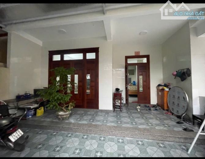 Nhà mặt tiền đường THANH LAM BỒ - Tây Lộc - Huế - Cách chợ Tây Lộc 100M - Chỉ 4,x tỷ/145m2 - 2