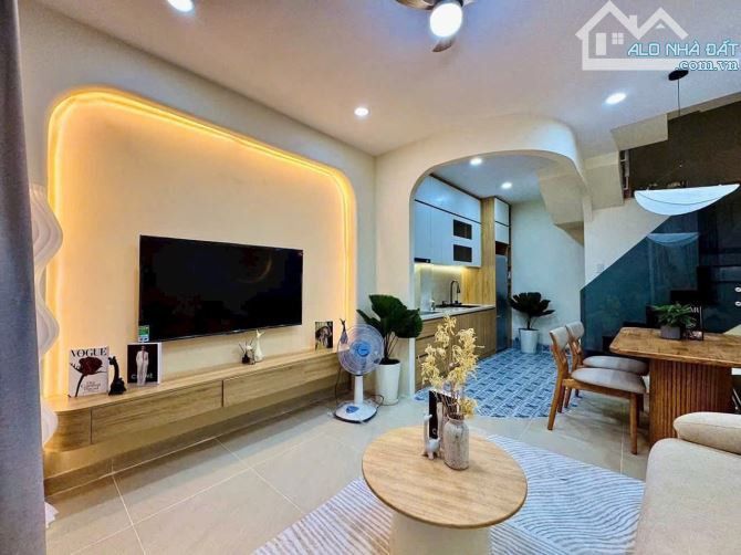 Xuân Phương 6.X tỷ, 5 tầng-35m, ngõ thông kinh doanh, 10m ra ô tô- view 2 thoáng, full NT - 2