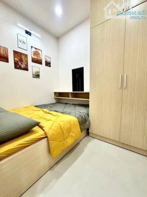 BÁN NHÀ MỚI FULL NỘI THẤT – LÊ VĂN SỸ Q3 –2PN- 3 TẦNG-  CHỈ 4.65 TỶ - 2
