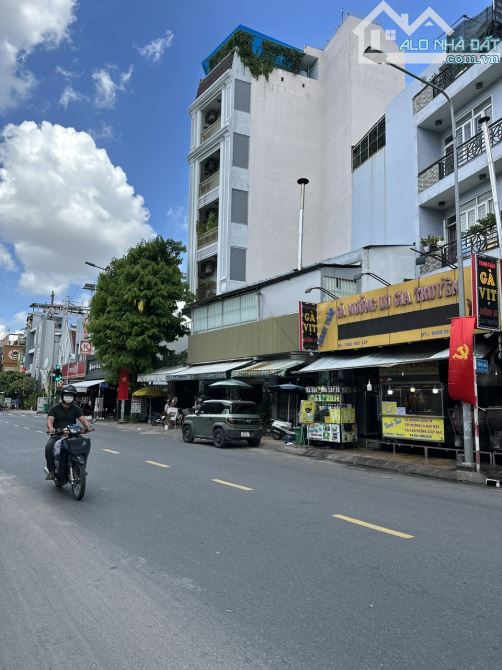 Tân phú .16 tỷ .sở hữu nhà 4 tầng góc 2 mặt tiền Đ . Độc Lập , Q.tân phú . 5.4 x10m - 2