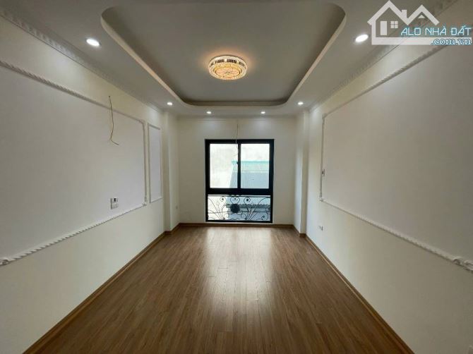 Bán Gấp Nhà Mới Đông Ngạc 31m2,5 tầng,đầy đủ nội thất, oto tránh 15m 6 tỷ hơn - 2