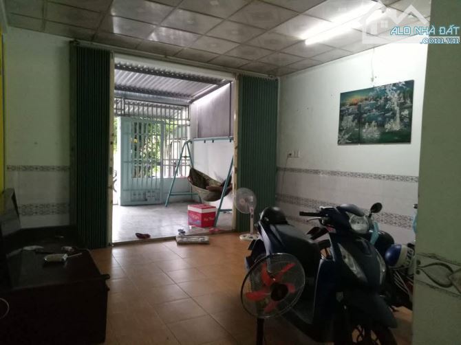Siêu phẩm ! Bán gấp căn nhà MT . DT782 , Gia Lộc , Trảng Bàng 217m2 SHR giá 1 tỉ - 2