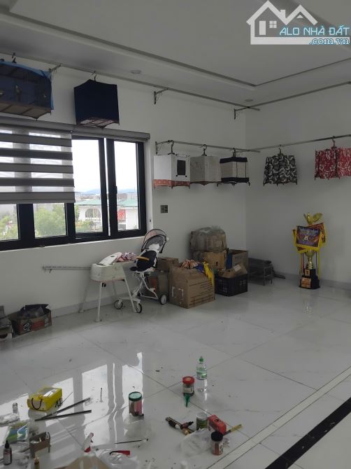 NHÀ 3 TẦNG ĐẸP LUNG LINH 2 MẶT TIỀN VIEW CÔNG VIÊN KQH HƯƠNG SƠ TRUNG TÂM TP HUẾ - 2