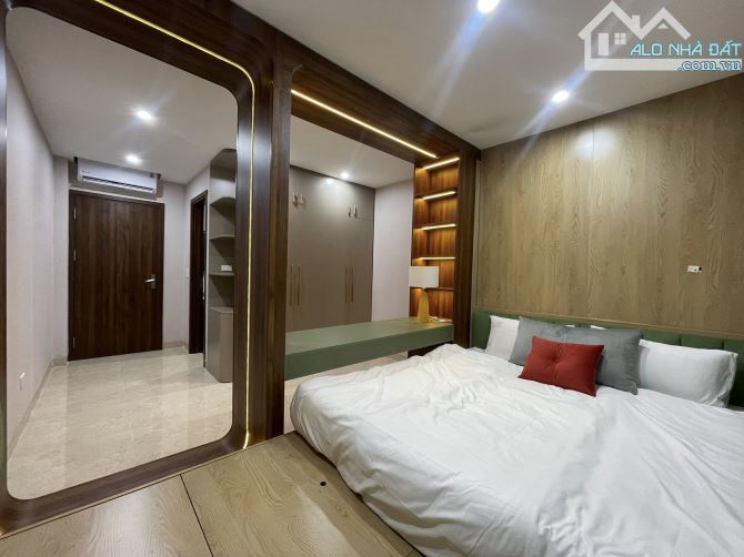 BÁN NHÀ PHỐ NGUYỄN LAM – 30M² x 5 TẦNG – PHONG CÁCH NHẬT – Ô TÔ ĐỖ CỔNG – GIÁ CHỈ 7.1 TỶ - 2