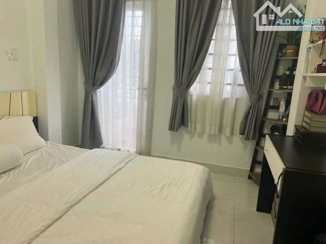 Ở NGAY! Bán Nhà Đẹp 5 Tầng Xe Hơi Thông Võ Văn Tần, 32m2, Nhỉnh 6 Tỷ TL - 2