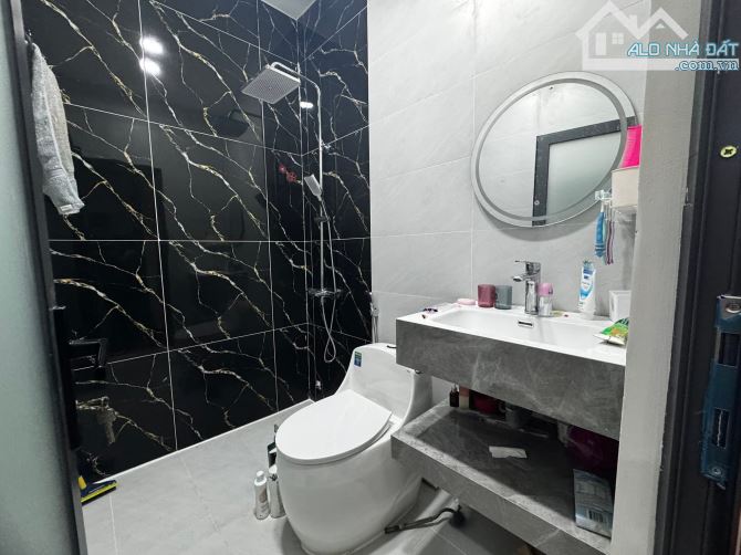 GẦN 50m2 HXH BÙI ĐÌNH TUÝ - NHÀ 3 TẦNG MỚI ĐẸP - 3 NGỦ - XE HƠI ĐẬU TRƯỚC CỬA NGÀY ĐÊM - 2