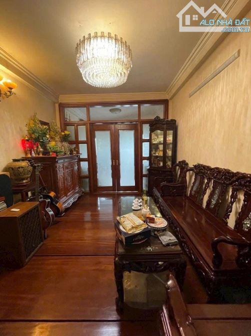 bán nhà Mặt phố Trần Khát Chân, Hai Bà Trưng vỉa hè, Kinh Doanh DT 35m, 5Tầng, MT 4,9m - 2