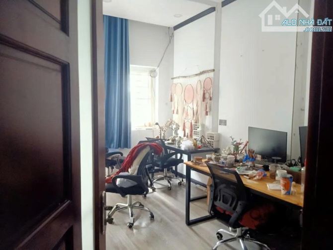 🏡 Bán nhà Nguyễn Thiện Thuật 32m² 5 tầng – 10 tỷ – Nở hậu - 2