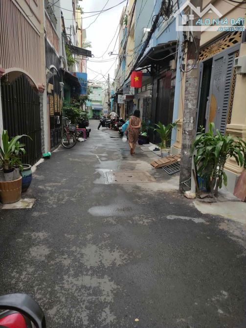 NHÀ 1 SET GẦN CHỢ PHÚ LÂM, 5 TẦNG ĐÚC THÂT,CHỈ HƠN 6 TỎI XÍU,HẺM XE HƠI THÔNG, BÀ HOM Q6. - 2