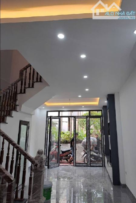 🏡 NHÀ PHỐ THẠCH BÀN – 47m² x 5 TẦNG – 5 NGỦ – GIÁ CHỈ 7,5 TỶ  🔥 SIÊU PHẨM NHÀ MỚI - 2