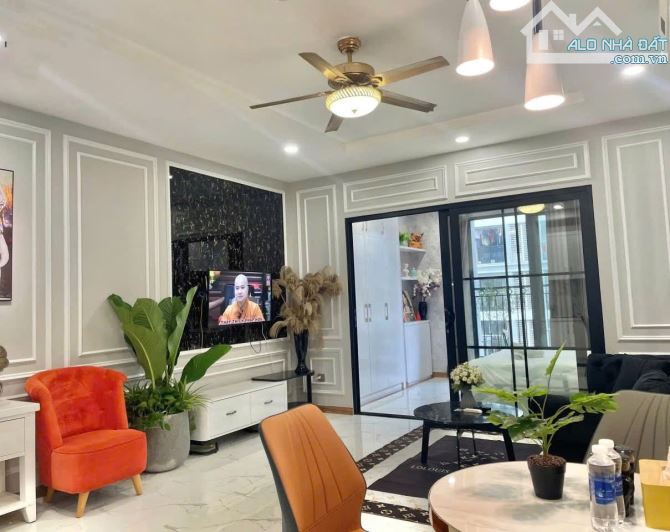 Bán nhà mặt ngõ KD Nguyễn Khánh Toàn 103m² – 6T thang máy– MT 6m – DT 800tr/n–ô tô-24,99tỷ - 2