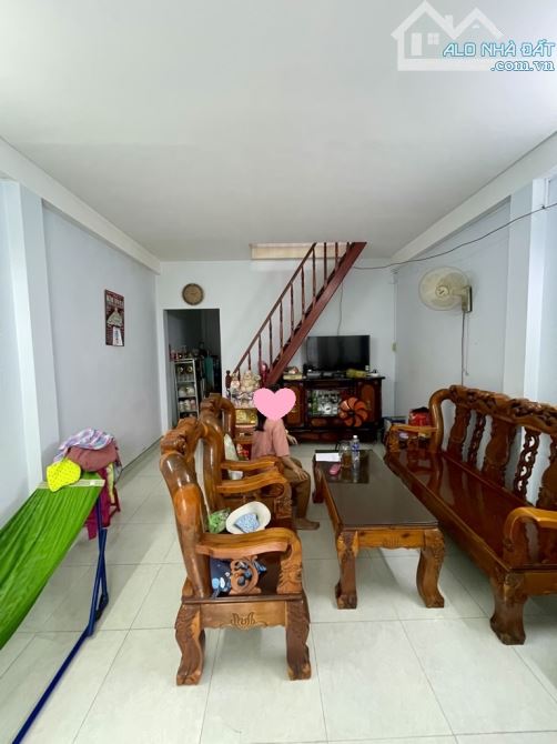 Bán nhà 2 tầng 41m² (4x10), Hẻm xe hơi Lê Văn Quới, gần Ngã Tư Bốn Xã, chỉ hơn 4 tỷ - 2