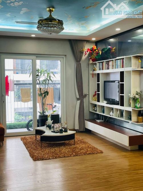 Cần bán căn hộ CT1A KĐT Mỹ Đình 2 73m2 giá chỉ nhỉnh hơn 5 tỉ một chút 2n, sẵn sổ hồng - 2