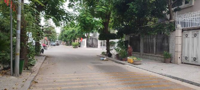BÁN LIỀN KỀ ĐÔ THỊ VĂN PHÚ - Ô TÔ - THANG MÁY - KINH DOANH - 90 M2 GIÁ 25 TỶ - 2