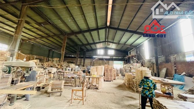 XT3939 CHO THUÊ MẶT BẰNG LÀM SHOWROOM Mặt Tiền Quốc Lộ 1a. Trảng Bom. Giáp Biên Hoà Tổng D - 2