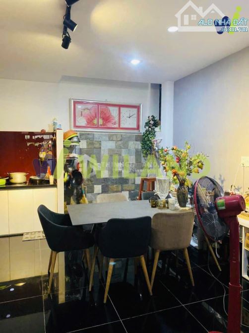 BÁN NHÀ MẶT TIỀN NGUYỄN THÁI HỌC P. 7 TP. VT 90M2 XÂY 3 TẦNG, GIÁ 16,5 TỶ BỚT LỘC - 2