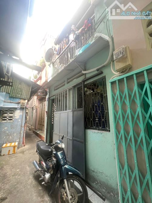 Nhà 2 tầng 3 mặt hẻm sát đường Phan Văn Trị P7Q5. Giá 5.2 tỷ TL - 2
