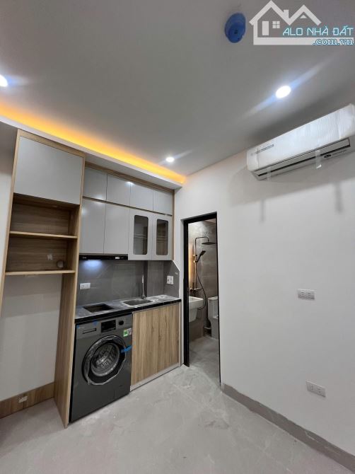 Bán Toà CHDV Tây Mỗ . NAM TỪ LIÊM . Ô Tô qua nhà. 77M. Dòng tiền hơn 1tỷ/năm - 2