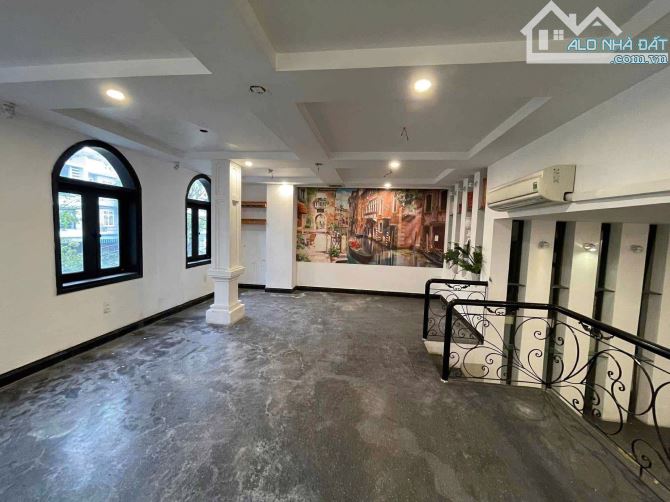 🔥 SIÊU PHẨM NHÀ 3 TẦNG KIẾN TRÚC PHÁP - TRUNG TÂM HẢI CHÂU 🔥 - 2