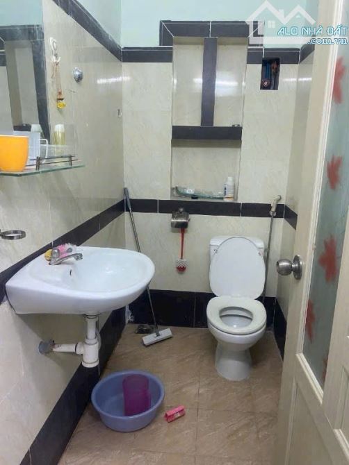 Bán nhà 2 mặt tiền Thạnh Lộc 29, 57 m2 , Hẻm 7m, 4.48 tỷ - 2