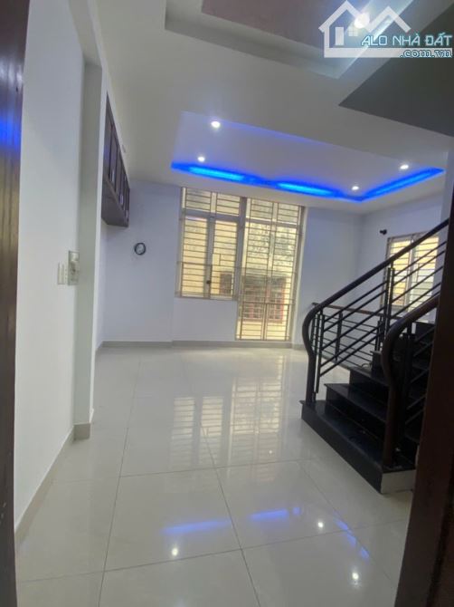 Vị trí đẹp , lô góc ,khu vực VIP quận 3 Trần Quốc Thảo - 2