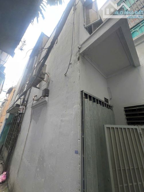 BÁN NHÀ 2 LẦU GÓC 2 MẶT HẺM – HUỲNH VĂN BÁNH, P.15, PHÚ NHUẬN - 2