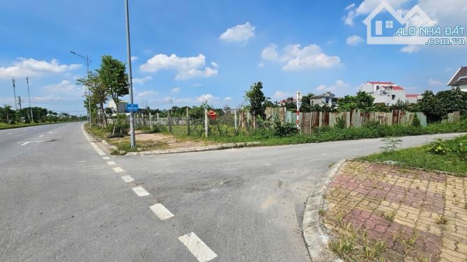 Bán đất Sóc Sơn cách qlộ 3 100 m giá chưa tới 3 tỷ - 2