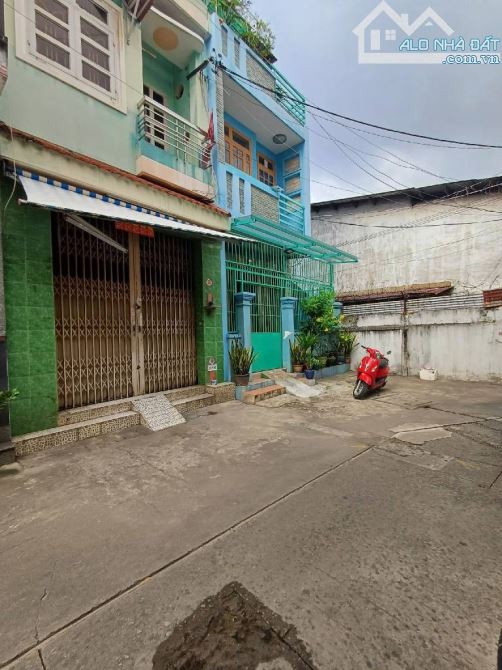 3 TẦNG - HẺM XE HƠI THÔNG - LẠC LONG QUÂN- P. 3- Q.11- DT: 53M2- 7 TỶ 5 - 2